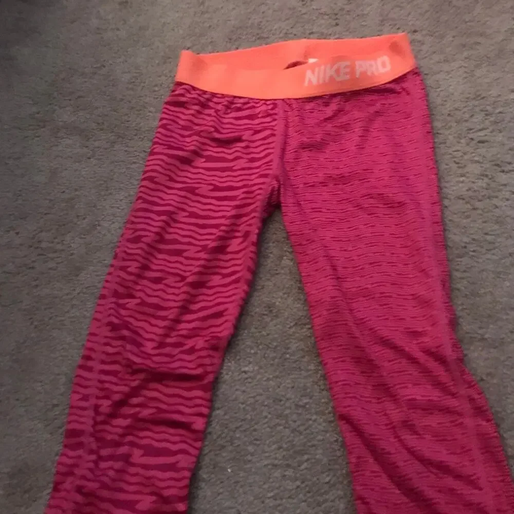 Girls nike leggings